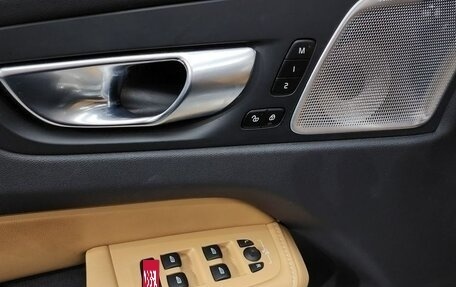 Volvo XC60 II, 2021 год, 3 330 022 рублей, 9 фотография