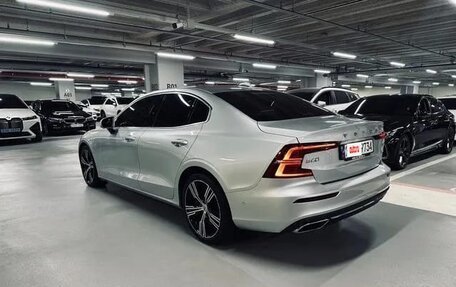 Volvo S60 III, 2021 год, 2 758 166 рублей, 3 фотография