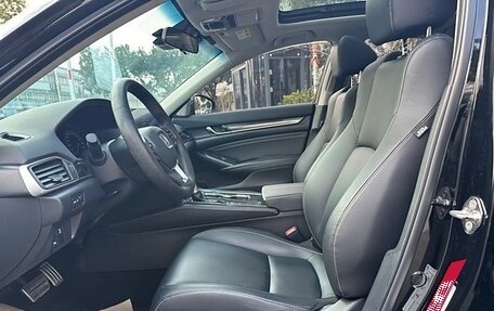 Honda Accord IX рестайлинг, 2022 год, 2 200 000 рублей, 8 фотография