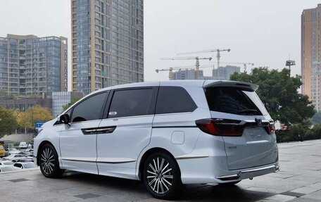 Honda Elysion, 2022 год, 3 360 000 рублей, 4 фотография