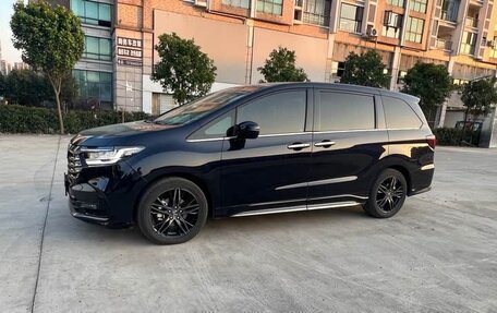 Honda Odyssey IV, 2022 год, 3 200 000 рублей, 4 фотография