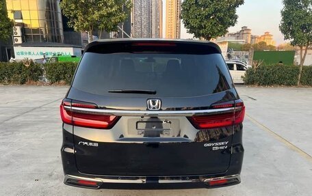 Honda Odyssey IV, 2022 год, 3 200 000 рублей, 6 фотография