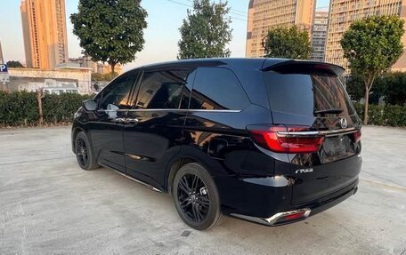 Honda Odyssey IV, 2022 год, 3 200 000 рублей, 7 фотография