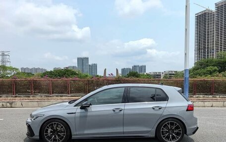 Volkswagen Golf VIII, 2021 год, 1 760 000 рублей, 2 фотография