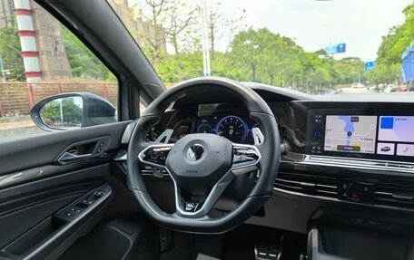 Volkswagen Golf VIII, 2021 год, 1 760 000 рублей, 9 фотография
