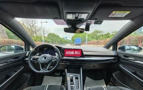 Volkswagen Golf VIII, 2021 год, 1 760 000 рублей, 8 фотография