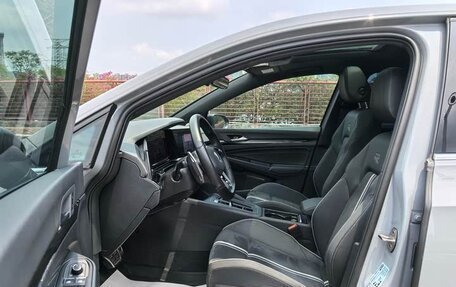 Volkswagen Golf VIII, 2021 год, 1 760 000 рублей, 13 фотография
