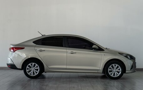 Hyundai Solaris II рестайлинг, 2020 год, 1 709 000 рублей, 5 фотография