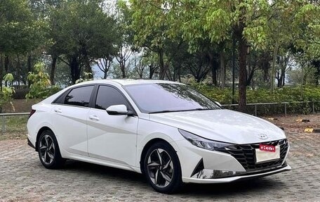 Hyundai Elantra, 2021 год, 1 450 600 рублей, 8 фотография
