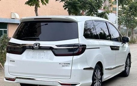 Honda Elysion, 2022 год, 2 900 300 рублей, 5 фотография