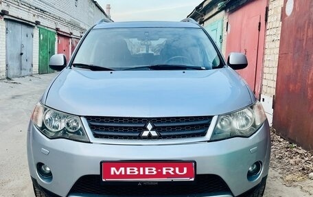 Mitsubishi Outlander III рестайлинг 3, 2007 год, 1 350 000 рублей, 1 фотография