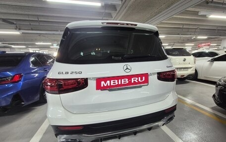 Mercedes-Benz GLB, 2022 год, 3 743 000 рублей, 2 фотография