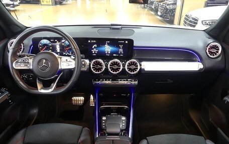 Mercedes-Benz GLB, 2022 год, 3 940 000 рублей, 17 фотография