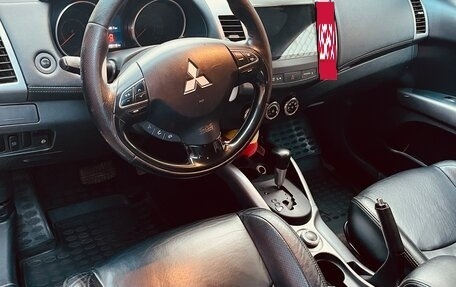 Mitsubishi Outlander III рестайлинг 3, 2007 год, 1 350 000 рублей, 12 фотография