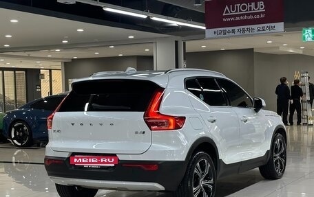 Volvo XC40 I, 2022 год, 3 049 123 рублей, 3 фотография
