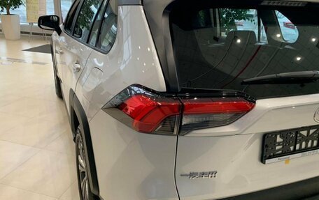 Toyota RAV4, 2025 год, 4 880 000 рублей, 7 фотография