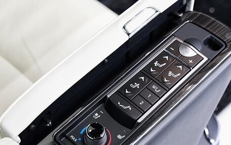 Lexus LM I, 2022 год, 12 000 000 рублей, 25 фотография