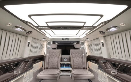 Mercedes-Benz V-Класс, 2024 год, 49 600 000 рублей, 3 фотография