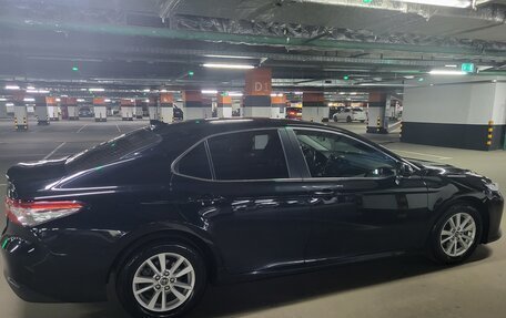 Toyota Camry, 2018 год, 2 190 000 рублей, 2 фотография