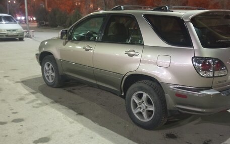 Lexus RX IV рестайлинг, 2001 год, 550 000 рублей, 3 фотография
