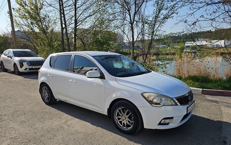 KIA cee'd I рестайлинг, 2011 год, 850 000 рублей, 6 фотография
