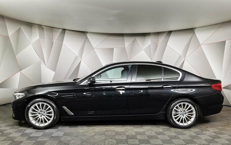 BMW 5 серия, 2018 год, 2 397 000 рублей, 5 фотография