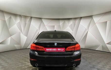 BMW 5 серия, 2018 год, 2 397 000 рублей, 4 фотография