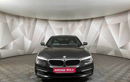 BMW 5 серия, 2018 год, 2 397 000 рублей, 3 фотография
