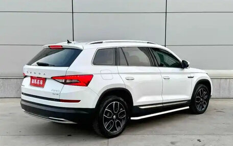 Skoda Kodiaq I, 2021 год, 2 400 000 рублей, 8 фотография