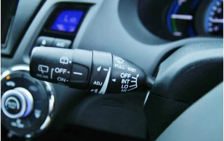 Honda Insight II рестайлинг, 2014 год, 17 фотография