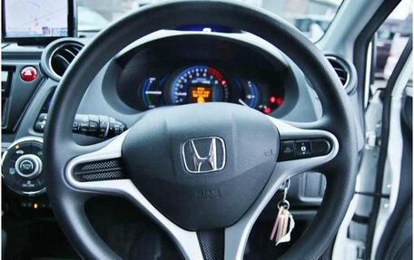 Honda Insight II рестайлинг, 2014 год, 14 фотография