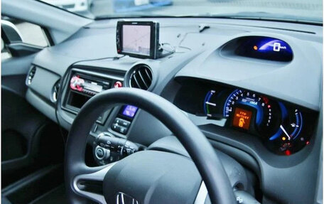 Honda Insight II рестайлинг, 2014 год, 16 фотография