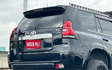 Toyota Land Cruiser Prado 150 рестайлинг 2, 2021 год, 4 000 000 рублей, 19 фотография