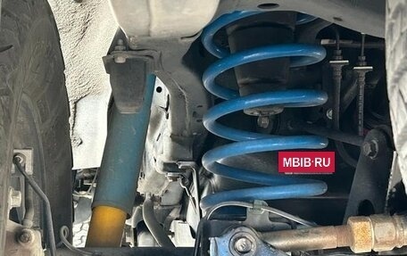 Toyota Land Cruiser Prado 150 рестайлинг 2, 2021 год, 4 000 000 рублей, 39 фотография