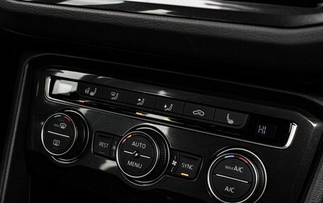 Volkswagen Tiguan II, 2017 год, 2 250 000 рублей, 19 фотография