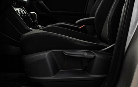 Volkswagen Tiguan II, 2017 год, 2 250 000 рублей, 21 фотография
