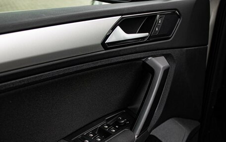 Volkswagen Tiguan II, 2017 год, 2 250 000 рублей, 22 фотография