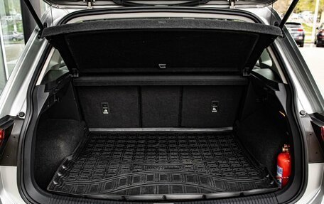 Volkswagen Tiguan II, 2017 год, 2 250 000 рублей, 24 фотография