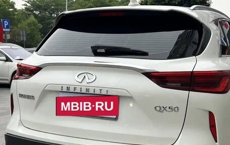 Infiniti QX50 II, 2021 год, 2 330 000 рублей, 7 фотография