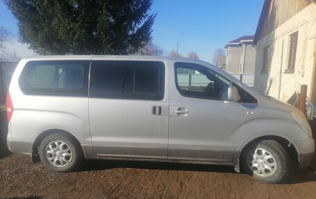 Hyundai H-1 II рестайлинг, 2008 год, 800 000 рублей, 4 фотография