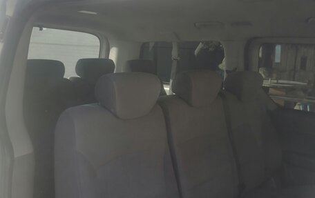 Hyundai H-1 II рестайлинг, 2008 год, 800 000 рублей, 6 фотография