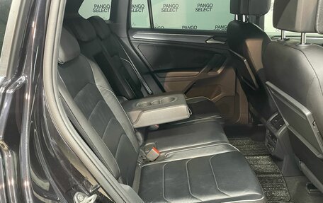 Volkswagen Tiguan II, 2019 год, 2 575 000 рублей, 4 фотография