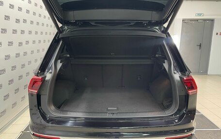 Volkswagen Tiguan II, 2019 год, 2 575 000 рублей, 26 фотография