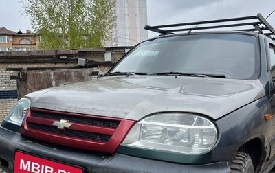 Chevrolet Niva I рестайлинг, 2003 год, 180 000 рублей, 1 фотография