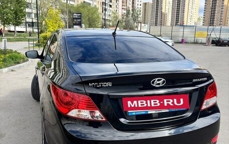 Hyundai Solaris II рестайлинг, 2014 год, 1 100 000 рублей, 3 фотография
