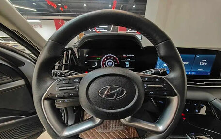 Hyundai Elantra, 2021 год, 1 290 000 рублей, 5 фотография