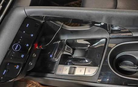 Hyundai Elantra, 2021 год, 1 290 000 рублей, 8 фотография