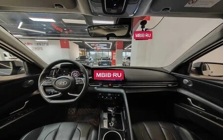 Hyundai Elantra, 2021 год, 1 290 000 рублей, 4 фотография