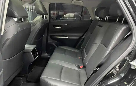 Toyota Venza, 2022 год, 3 365 000 рублей, 15 фотография