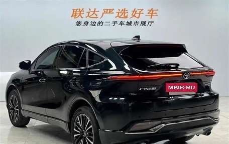 Toyota Venza, 2022 год, 3 365 000 рублей, 5 фотография